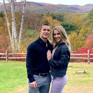 Meet your Posher, Hayley